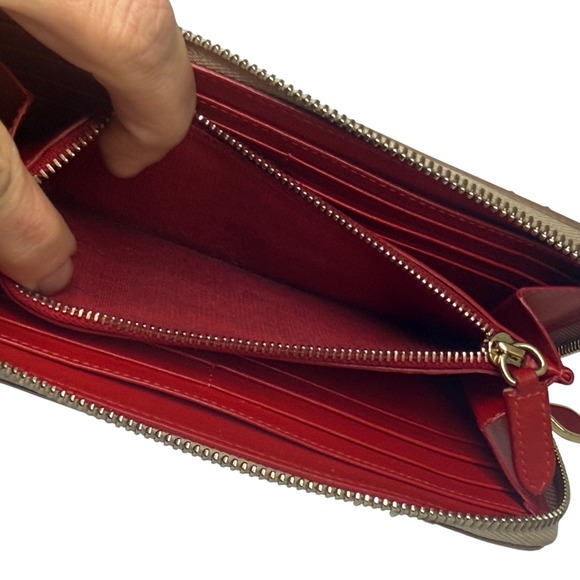 Christian Louboutin Studded Leather Zip‎ Around Wallet Nude Gold Spikes - Picture 9 of 11